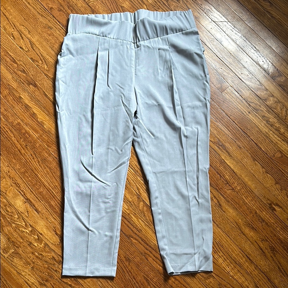 Stylish Gray Pleated Maternity Pants